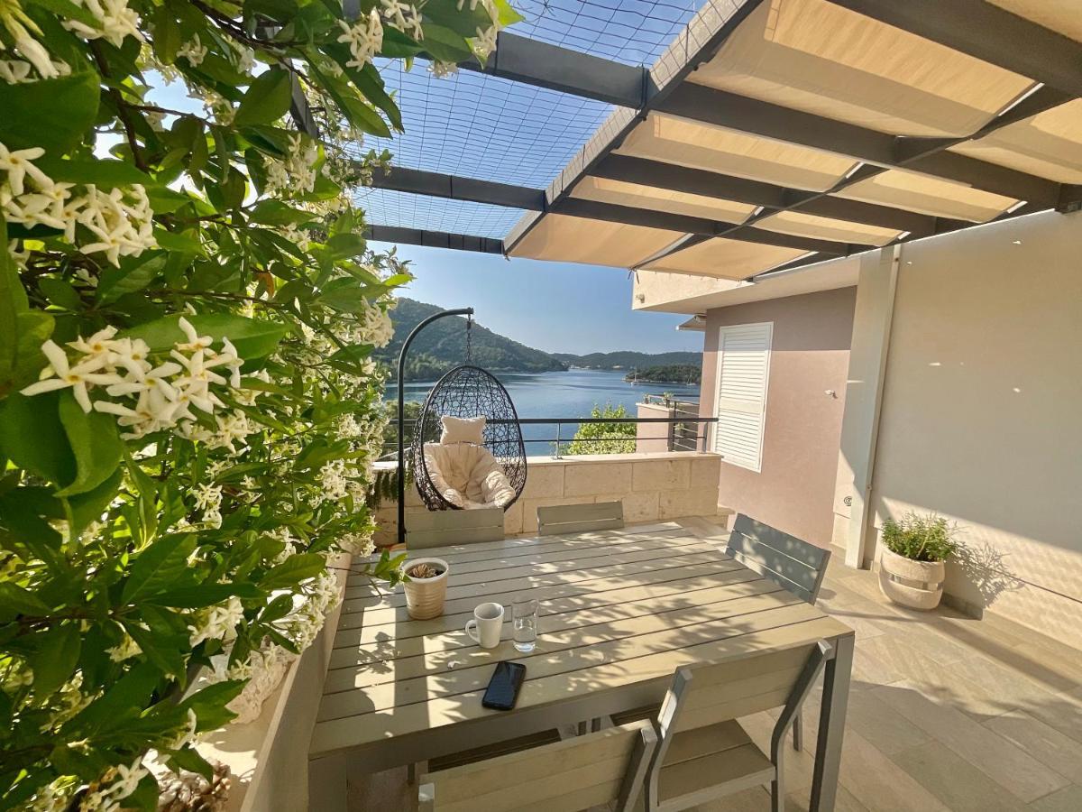 Villa Iva Lastovo Убли Экстерьер фото