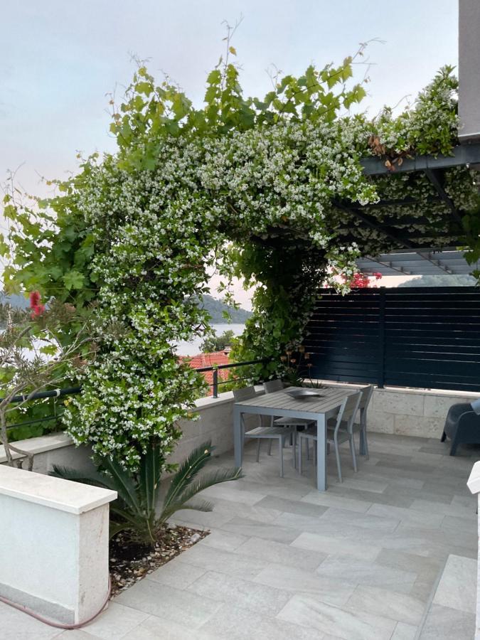 Villa Iva Lastovo Убли Экстерьер фото