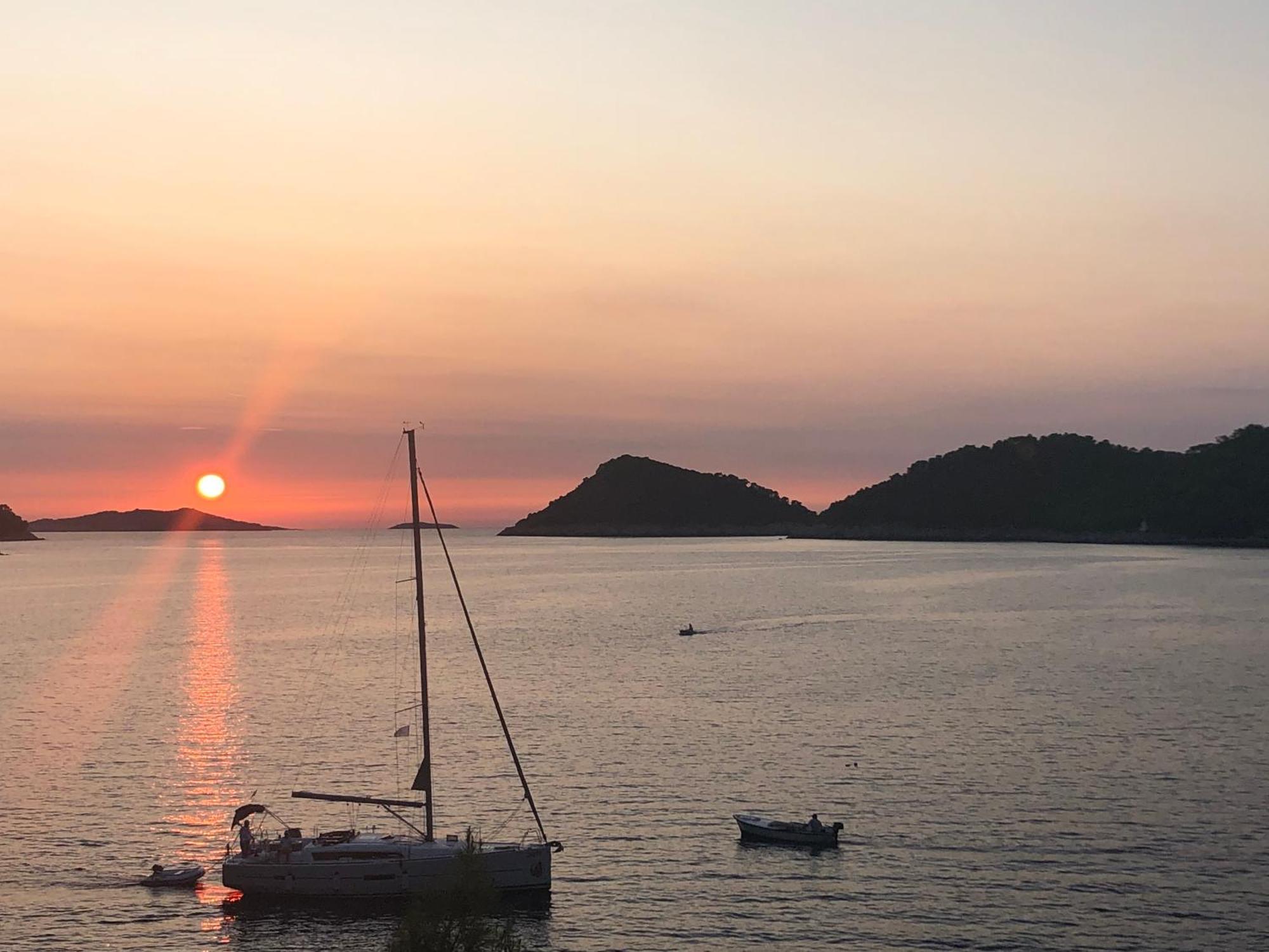 Villa Iva Lastovo Убли Экстерьер фото
